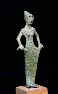 Figura feminina, possivelmente Afrodite (bronze)